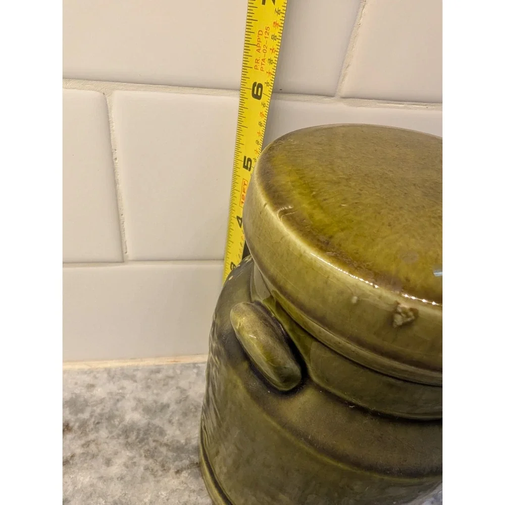 VINTAGE CERAMIC GREEN COFFEE CANISTER W/ LID